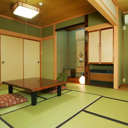 Guest Room Furusatomura Kogeikan โอมาจิ ภายนอก รูปภาพ