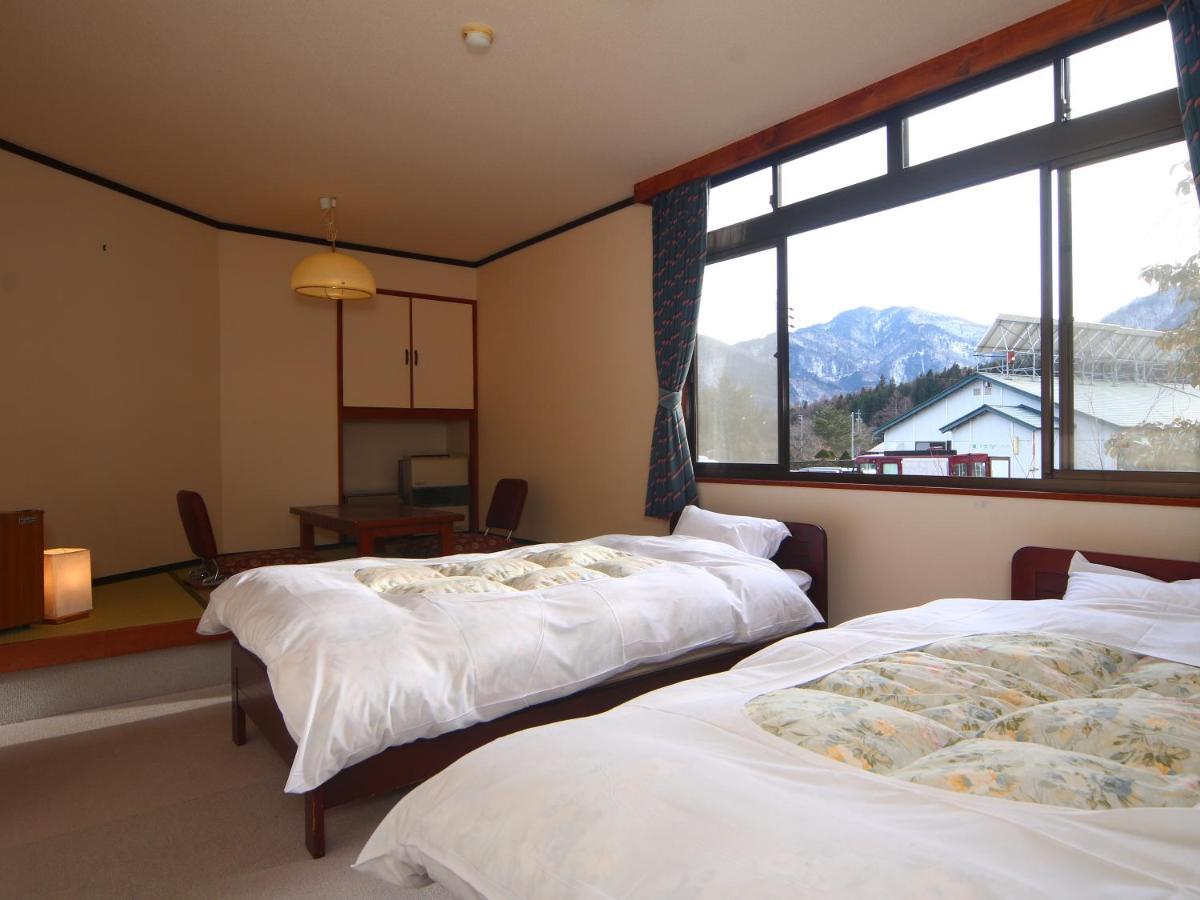 Guest Room Furusatomura Kogeikan โอมาจิ ภายนอก รูปภาพ